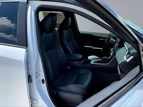 Used 2024 Toyota RAV4 XSE w/ Advanced Technology Package AWD/4WD image 30