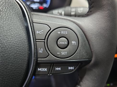 Used 2024 Toyota RAV4 Limited w/ Advanced Technology Package AWD/4WD image 18