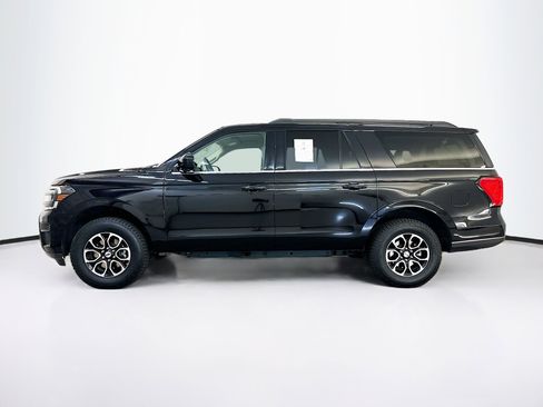 Used 2024 Ford Expedition Max XLT image 4