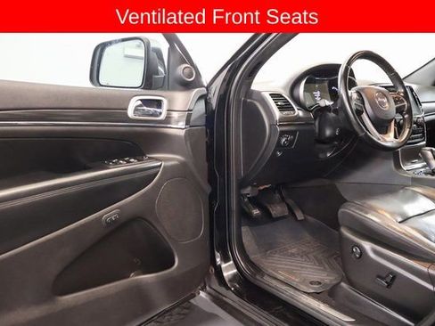 Used 2020 Jeep Grand Cherokee Limited w/ Luxury Group II image 9