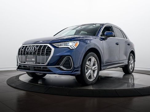 Certified 2023 Audi Q3 2.0T Premium Plus w/ Premium Plus Package AWD/4WD image 6