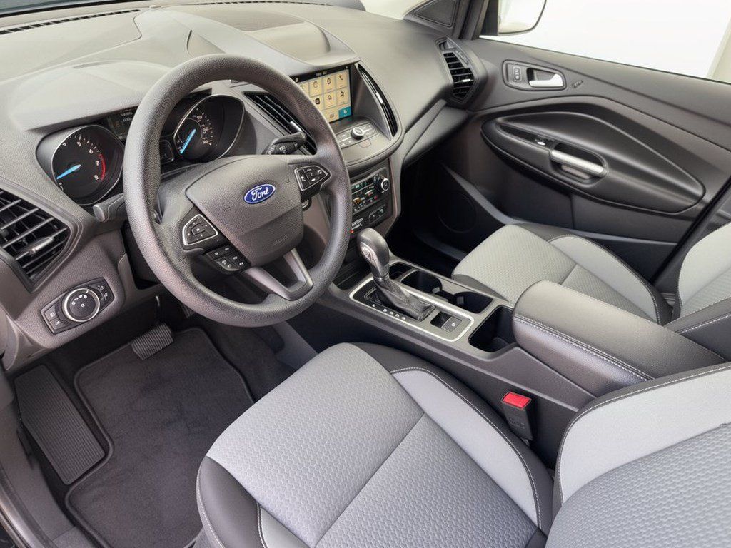 Used 2019 Ford Escape SE FWD image 4