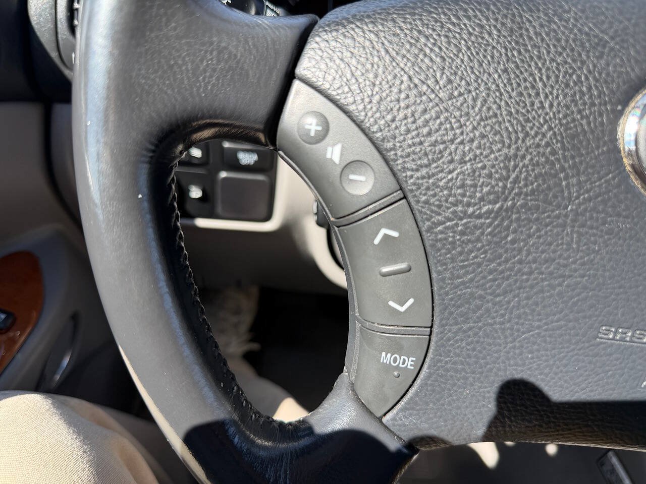 Used 2004 Lexus LX 470 4WD image 84