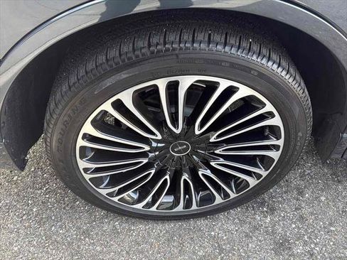 Used 2021 Lincoln Aviator Black Label w/ Dynamic Handling Package image 12