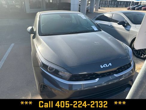 Used 2024 Kia Forte LXS w/ LXS Technology Package FWD image 9