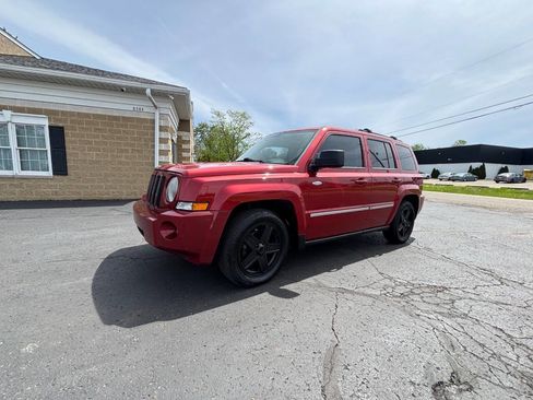 Used 2010 Jeep Patriot Latitude AWD/4WD image 1