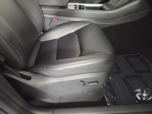 Used 2023 Tesla Model Y Long Range image 33