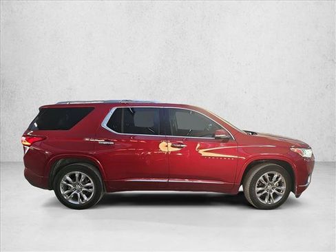 Used 2021 Chevrolet Traverse High Country image 6