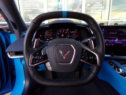 Used 2021 Chevrolet Corvette Stingray Premium Cpe w/ Z51 Performance Package image 23