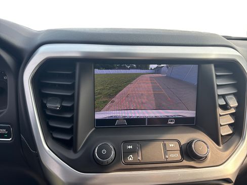 Used 2023 GMC Acadia SLE w/ Driver Convenience Package image 26