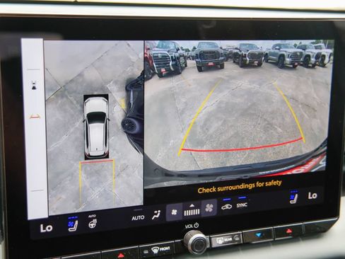 New 2026 Toyota RAV4 XSE w/ Panoramic Sun Roof Package AWD/4WD image 4