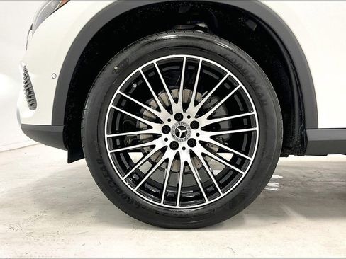 New 2026 Mercedes-Benz GLC 300 image 11