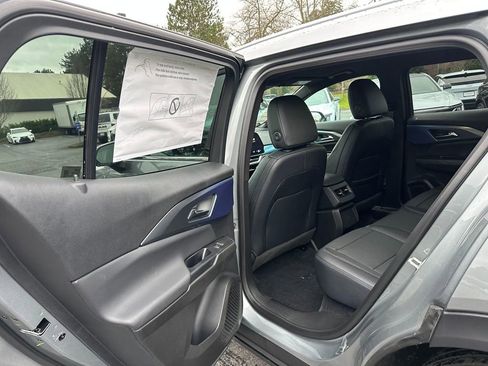 New 2026 Chevrolet Equinox EV LT image 16