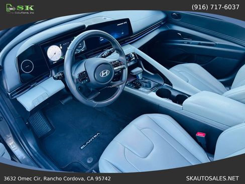 Used 2024 Hyundai Elantra Limited FWD image 13