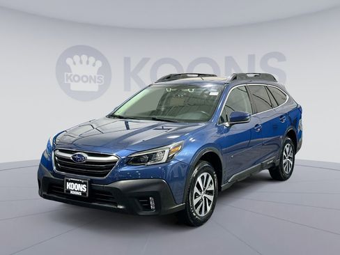 Used 2021 Subaru Outback Premium image 1
