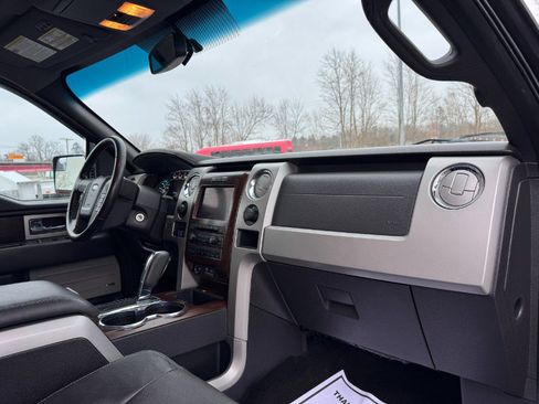 Used 2012 Ford F150 Lariat w/ Lariat Chrome Pkg image 19