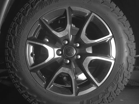 Used 2025 Jeep Compass Trailhawk image 14