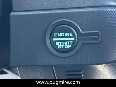 Used 2024 Ford Bronco Badlands image 31