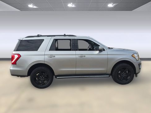 Used 2020 Ford Expedition XLT w/ Equipment Group 202A image 8