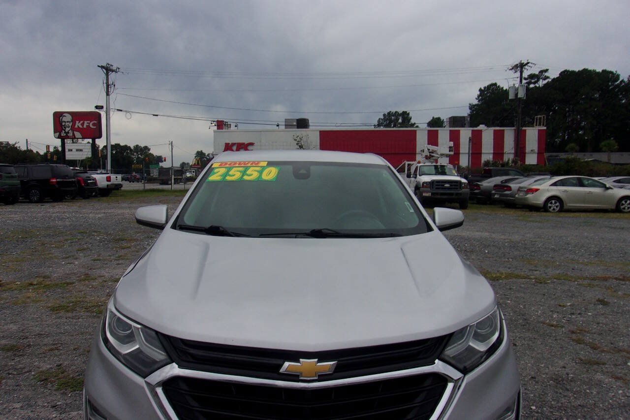 Used 2020 Chevrolet Equinox LT FWD image 2