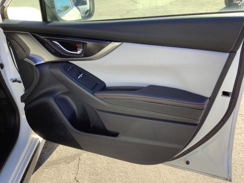 Used 2020 Subaru Crosstrek 2.0i Limited w/ Moonroof Package image 32