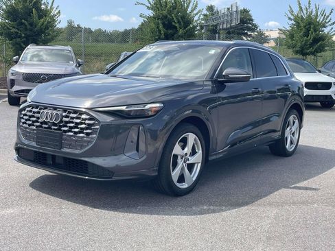 Certified 2025 Audi Q5 Prestige AWD/4WD image 3