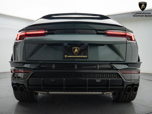 Used 2024 Lamborghini Urus S image 18