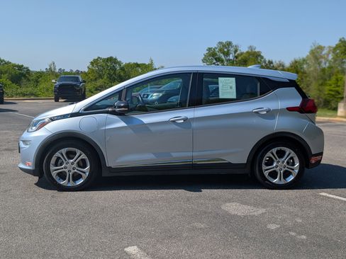Used 2017 Chevrolet Bolt LT image 6