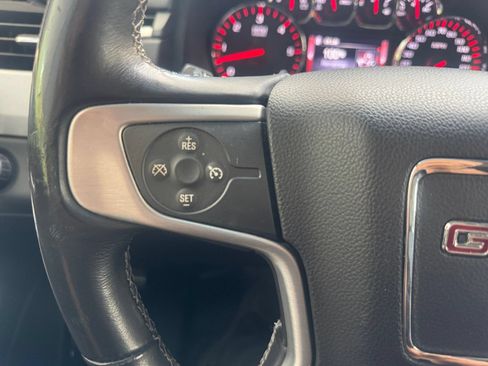 Used 2015 GMC Yukon SLE w/ Convenience Package RWD image 22
