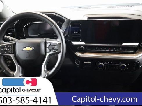 Used 2025 Chevrolet Silverado 2500 LT w/ Convenience Package image 14