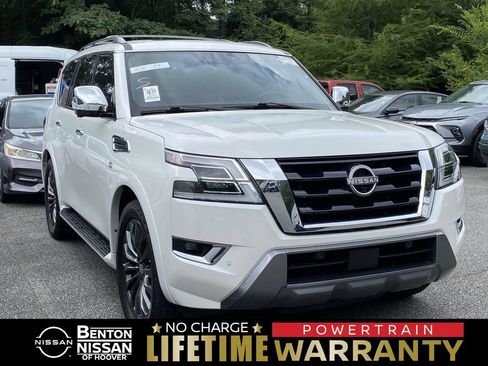 Used 2022 Nissan Armada Platinum w/ Captain's Chairs Package RWD image 1