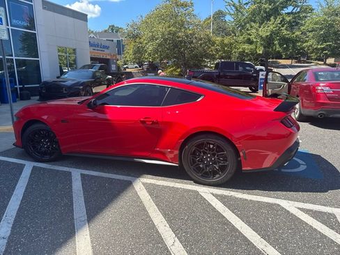 Used 2024 Ford Mustang GT Premium w/ GT Performance Package RWD image 9