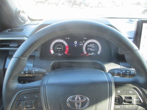 Used 2025 Toyota 4Runner TRD Sport Premium image 27