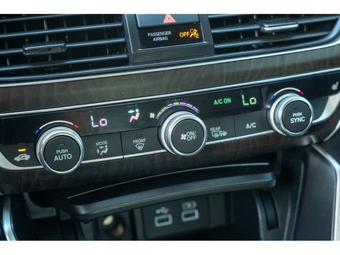 Used 2021 Honda Accord EX image 28