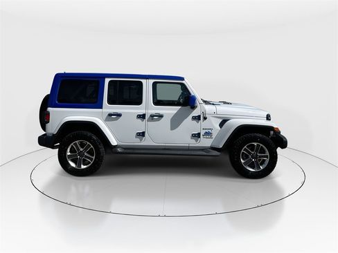 Used 2020 Jeep Wrangler Unlimited Sahara w/ Dual Top Group image 9
