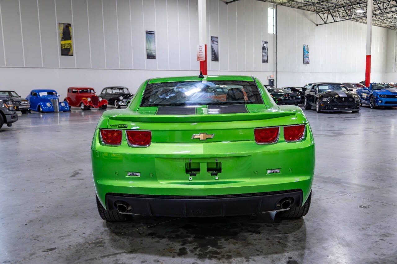 Used 2010 Chevrolet Camaro LT RWD image 6