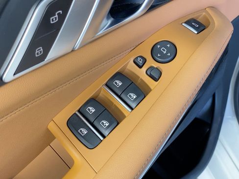 Certified 2024 BMW X5 sDrive40i w/ M Sport Package image 21