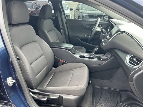 Used 2020 Chevrolet Malibu LT image 11