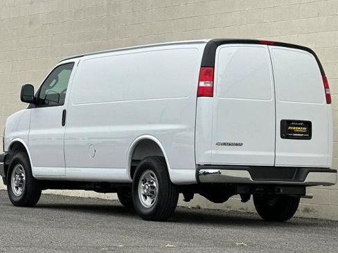 New 2026 Chevrolet Express 2500 w/ Driver Convenience Package RWD image 6