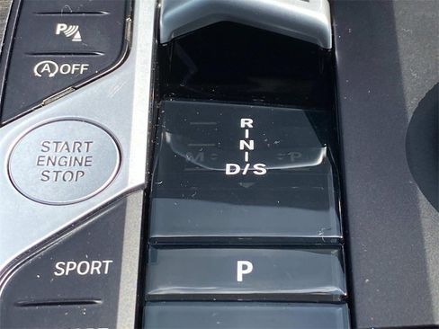 Used 2024 BMW 330i xDrive Sedan w/ Convenience Package image 20