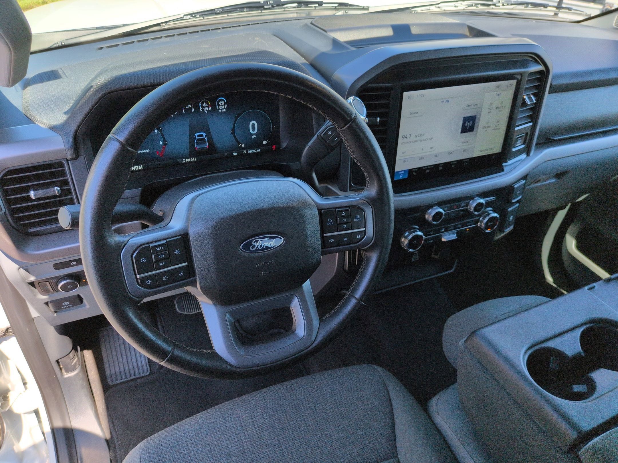 Used 2025 Ford F150 XLT w/ Equipment Group 301A Standard AWD/4WD image 16