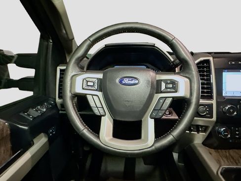 Used 2019 Ford F350 Lariat w/ Lariat Ultimate Package AWD/4WD image 10