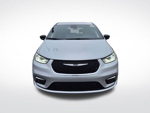 New 2026 Chrysler Pacifica Select AWD/4WD image 8