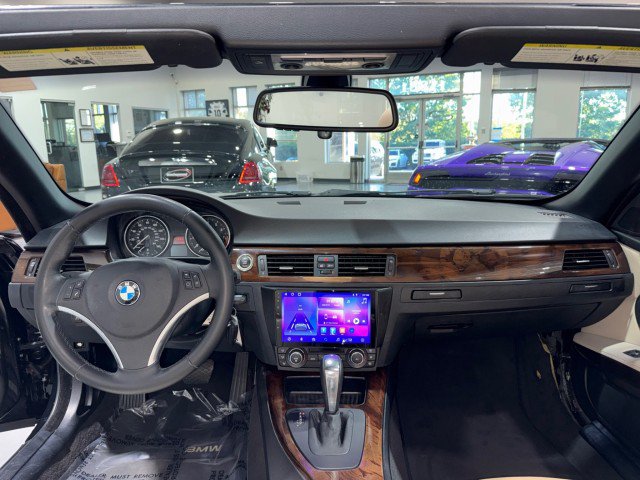 Used 2011 BMW 328i Convertible RWD image 3
