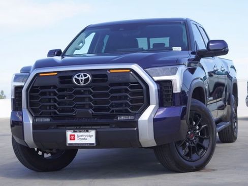 Certified 2022 Toyota Tundra Limited w/ TRD Off-Road Package image 2