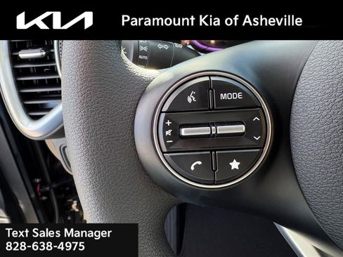 New 2025 Kia Soul LX image 13