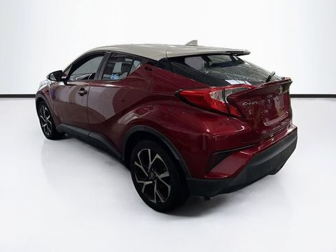Used 2018 Toyota C-HR XLE image 8