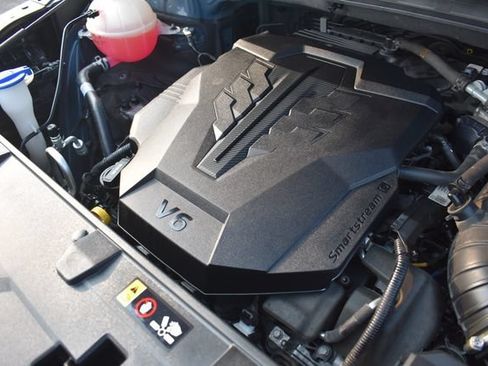 Used 2023 Kia Carnival EX FWD image 35