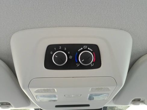 Used 2025 Ford Transit 350 XLT RWD image 42