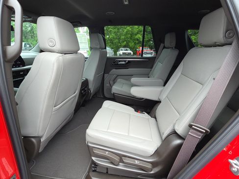 New 2026 Chevrolet Tahoe LT w/ LPO, Chrome Package AWD/4WD image 28